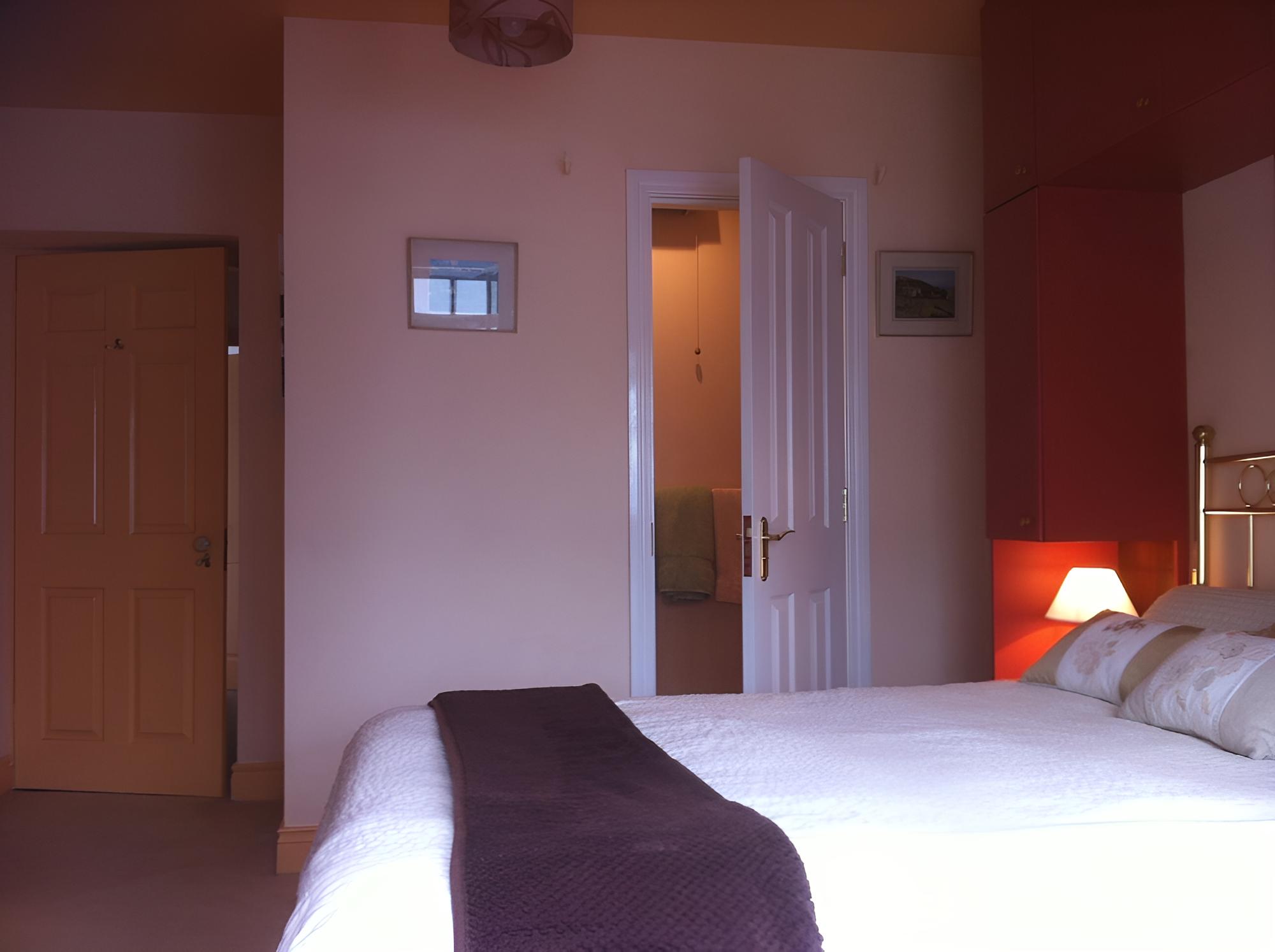 House, 3 Bedrooms photo 3