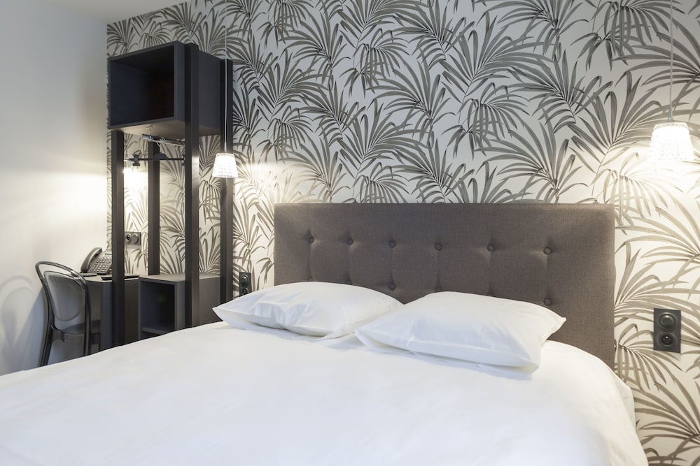 Double Room - Photo 9