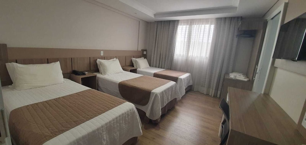 Comfort Triple Room