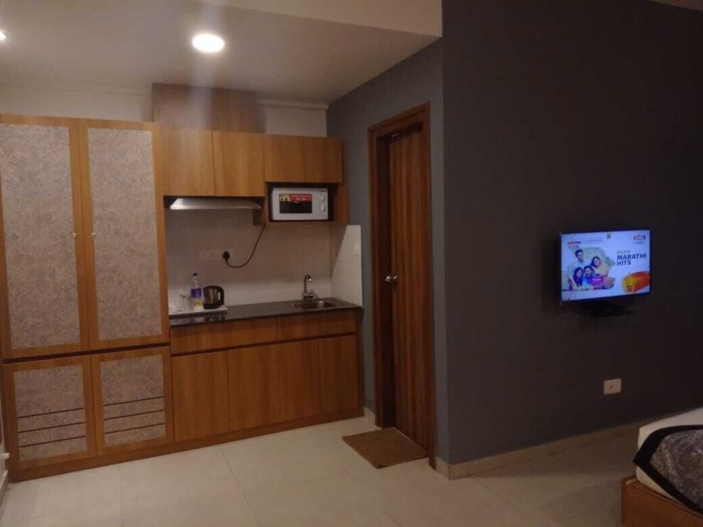 Deluxe Room - Photo 4
