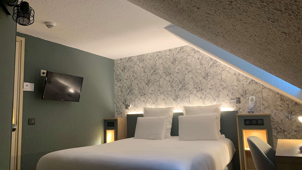 Standard Room, Multiple Beds - Photo 2