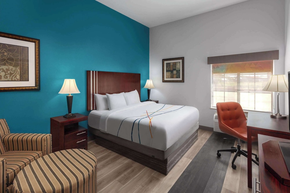 Room, 1 King Bed, Accessible, Non Smoking - Photo 1
