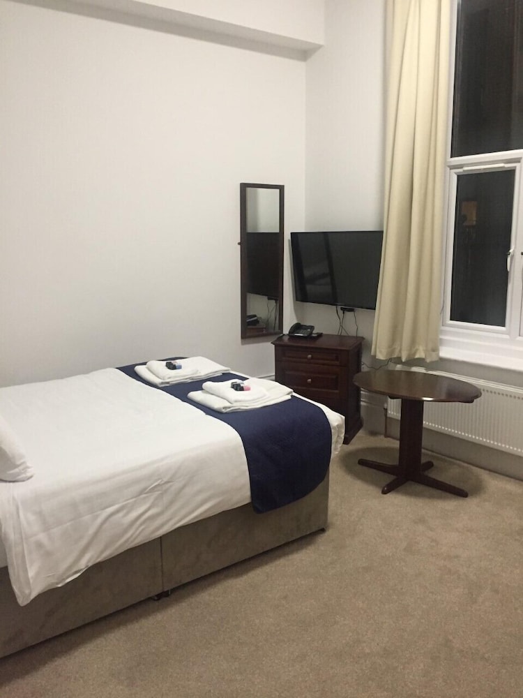 Standard Room photo 1