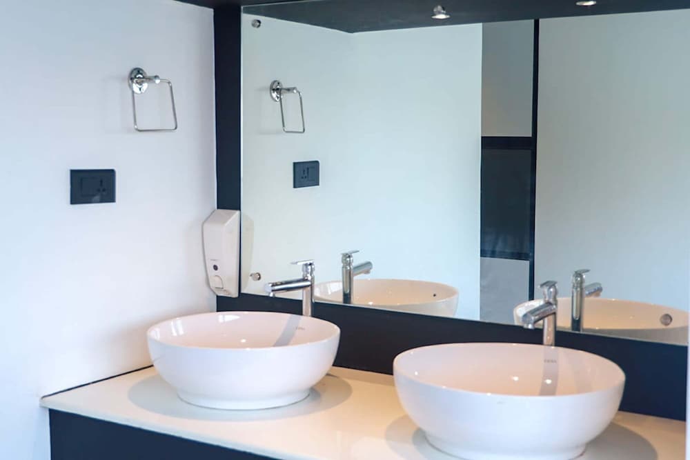 Premium Double Room - Photo 2
