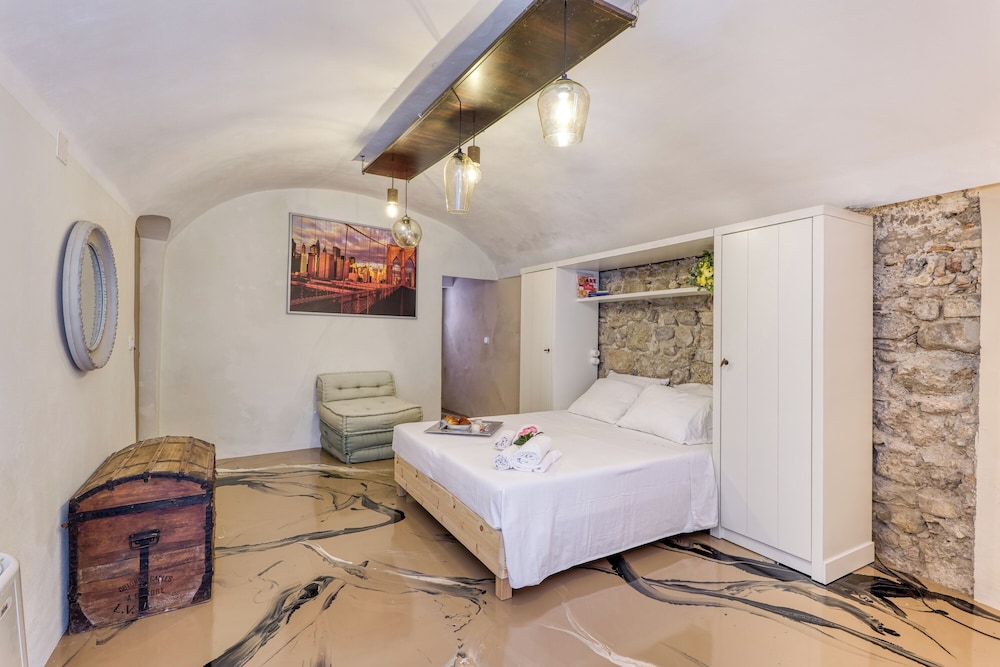 Honeymoon Apartment, Multiple Bedrooms (Boutique Apartment Casa Del Nobile)