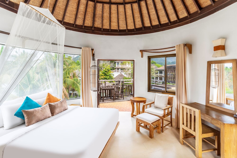 AANA Top View with Plunge Pool - Photo 2