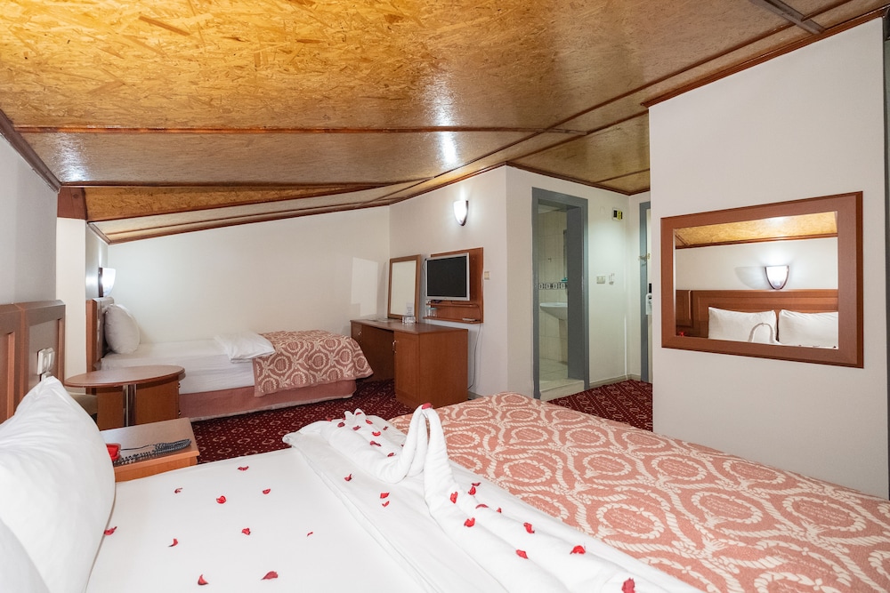 Economy Room - Photo 2