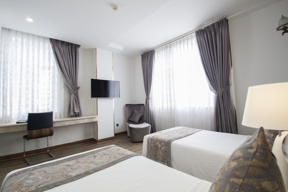 Premium Double Room photo 2