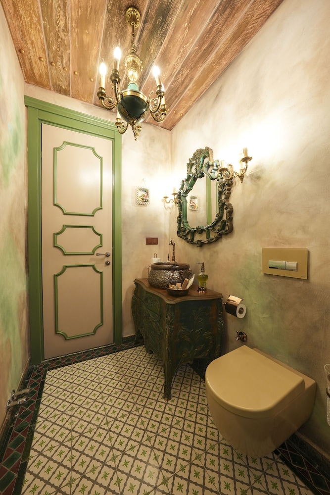 Superior Room - Photo 8