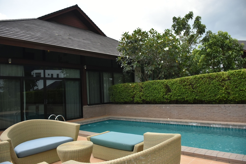3 Bedrooms Pool Villa photo 3