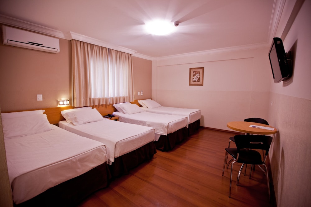 Quadruple Room, single beds photo 1