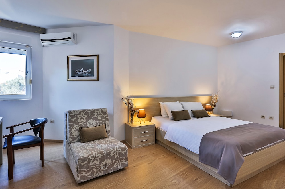 Standard Double Room photo 1