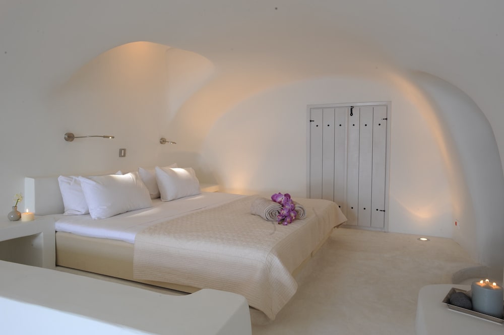 Premium Spa Room with Indoor Hot tub Caldera View - Photo 4