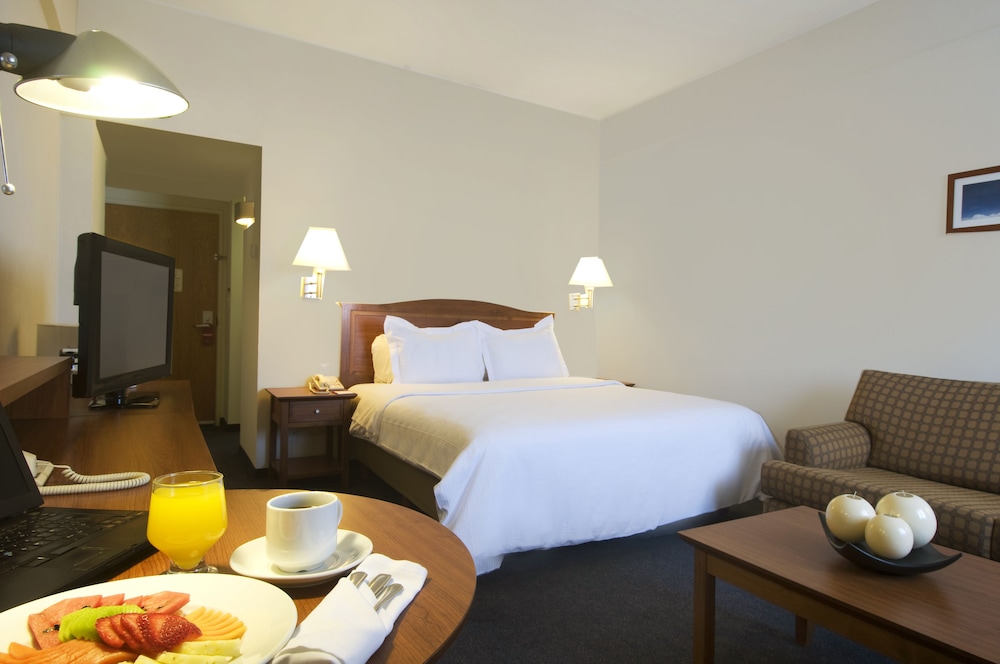 Superior Room, 1 King Bed - Photo 1