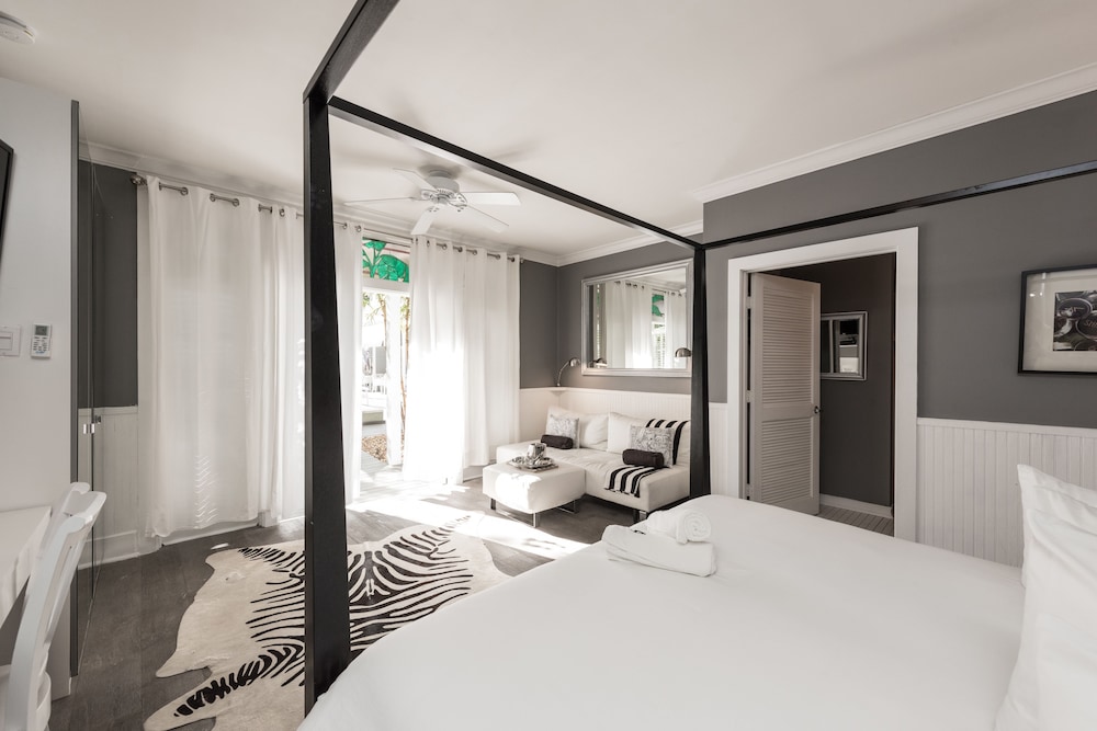 Alexanders Guesthouse - Adult Exclusive, LGBTQ Friendly, Photo 3