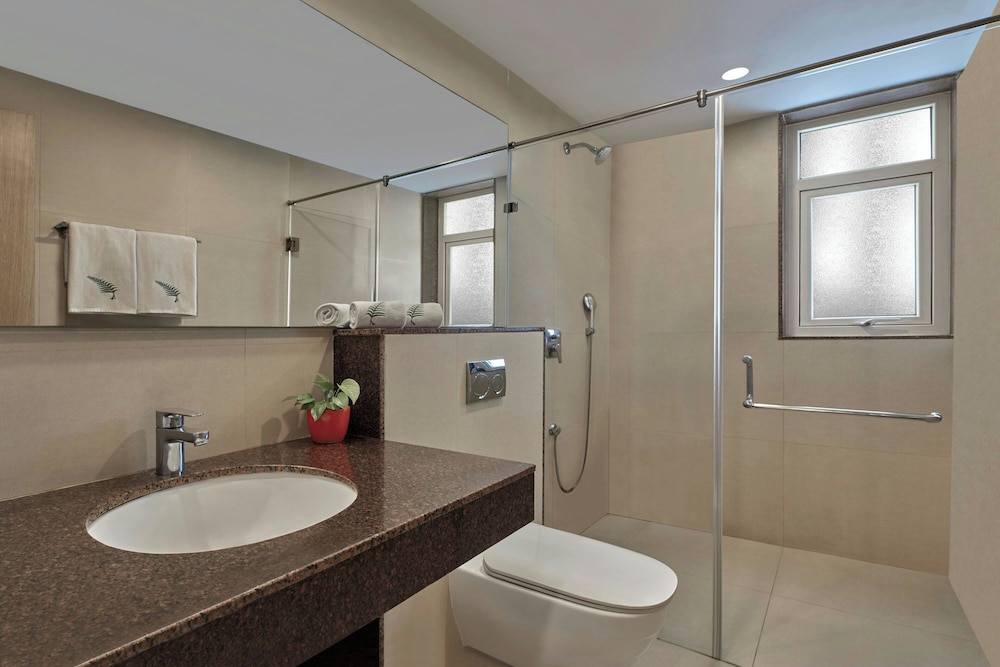 Premium Suite, 3 Bedrooms (View) - Photo 5