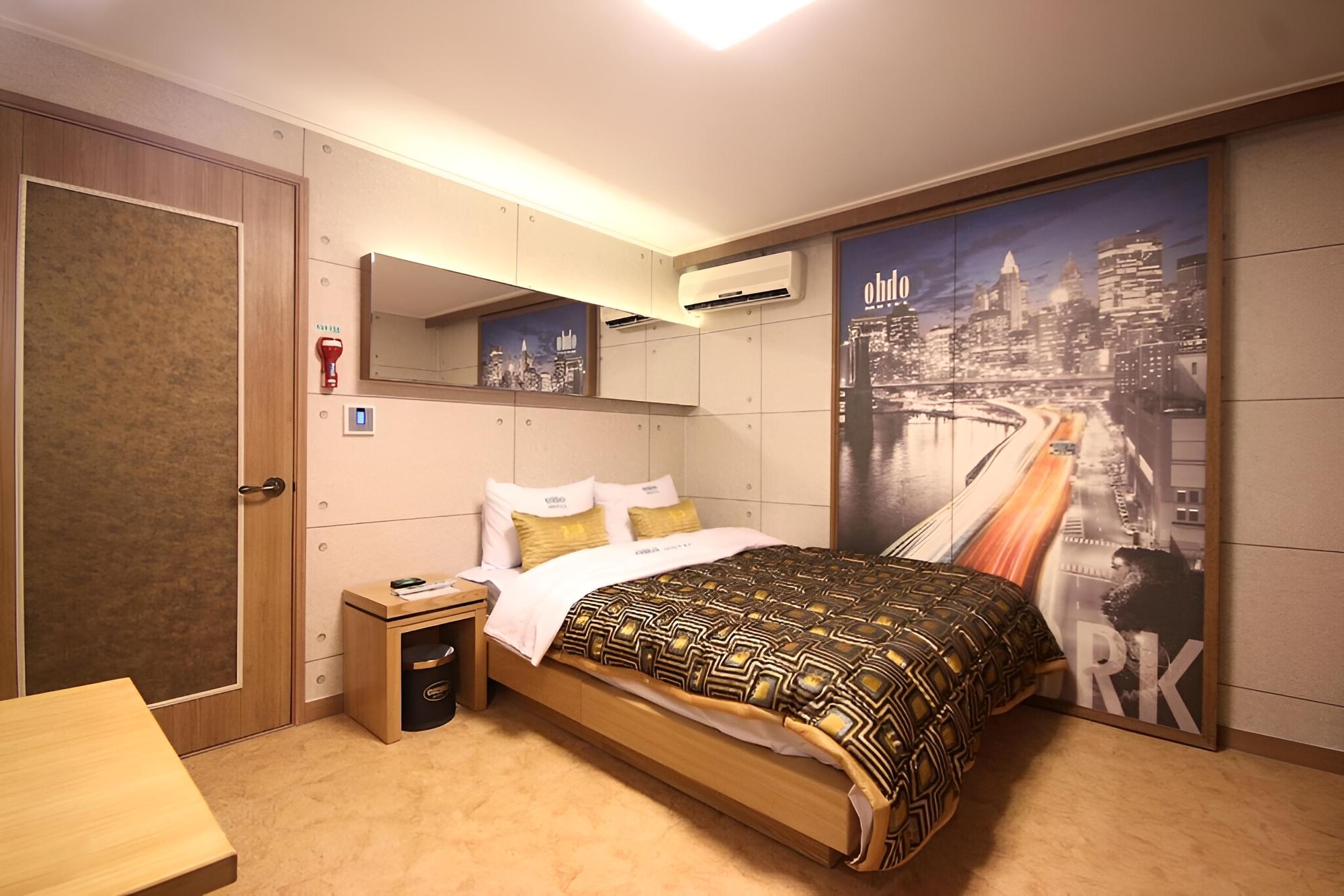 Room (Standard Room) - Photo 5