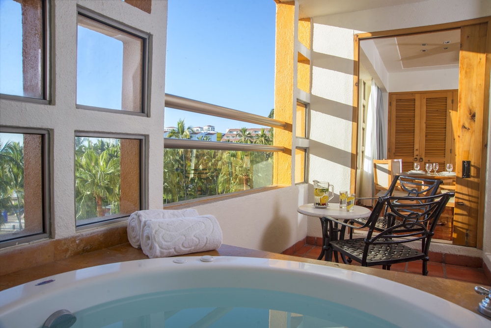 Grand Suite - Photo 13