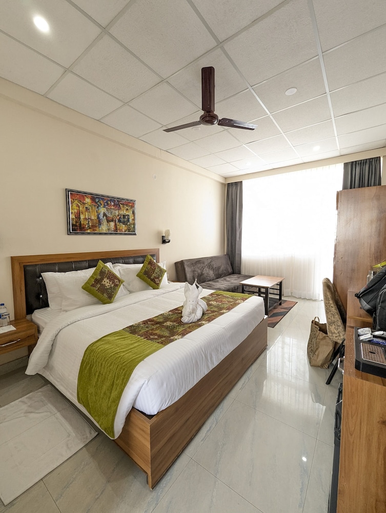 Super Deluxe Room
