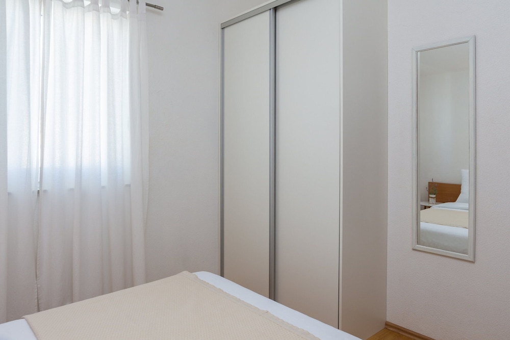 Apartment (9) photo 2