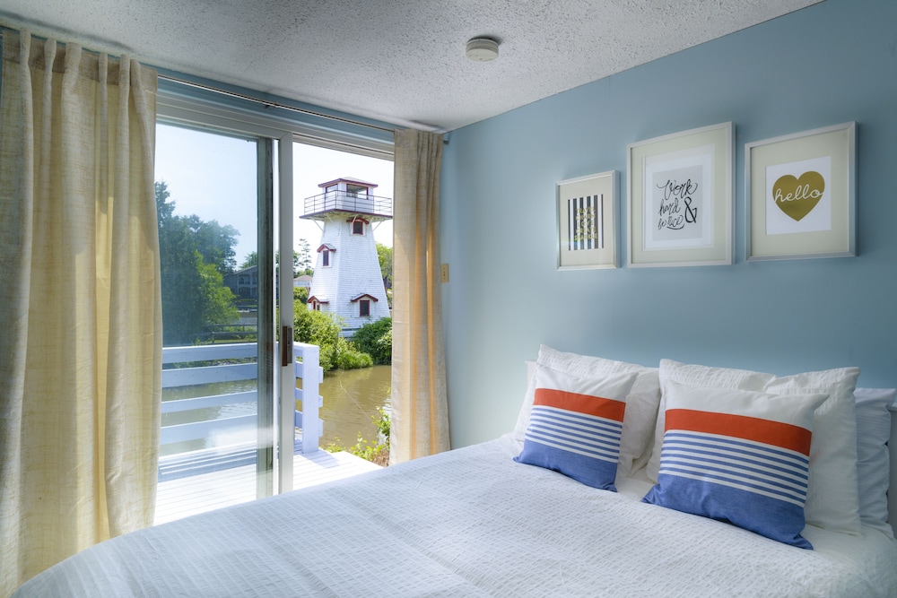Apartment, 1 Double Bed, Patio, River View photo 1