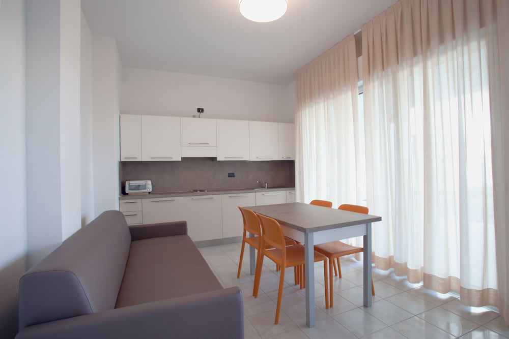 Apartment, 1 Bedroom photo 2