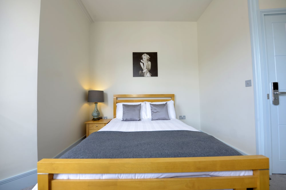 Double Room, Shared Bathroom photo 2