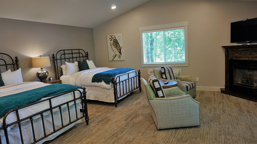 Lupine Meadows Suite photo 2