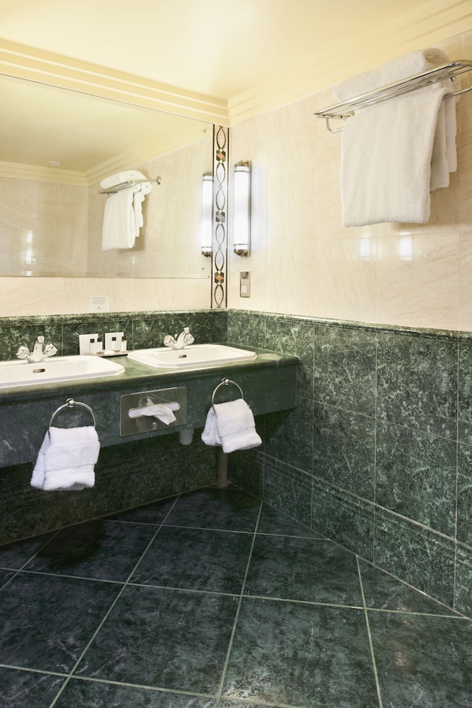Crowne Plaza Liverpool - John Lennon Airport by IHG, 사진 2