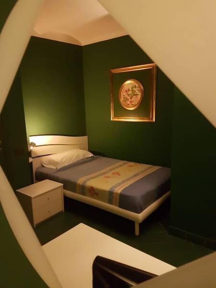 Single Room, Accessible, Smoking photo 1