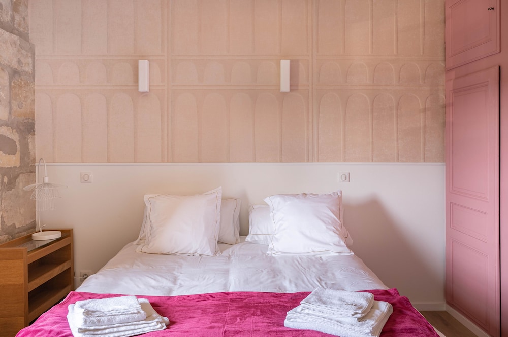 Superior Cottage, Ensuite, Garden View (Biscuit Rose) photo 3