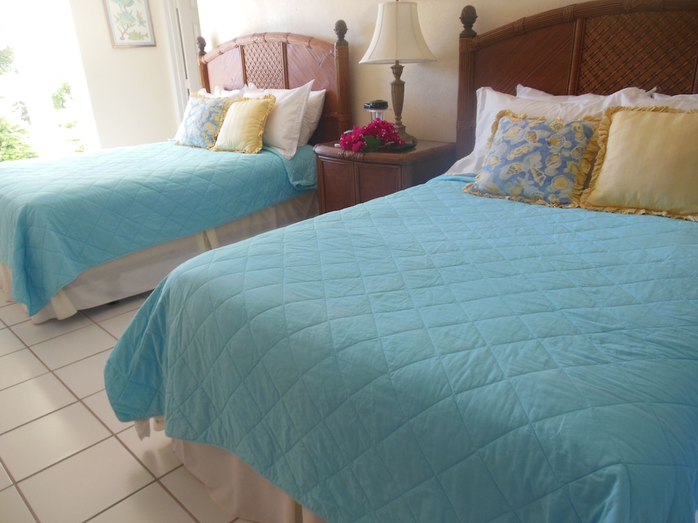 Room, 2 Double Beds photo 1