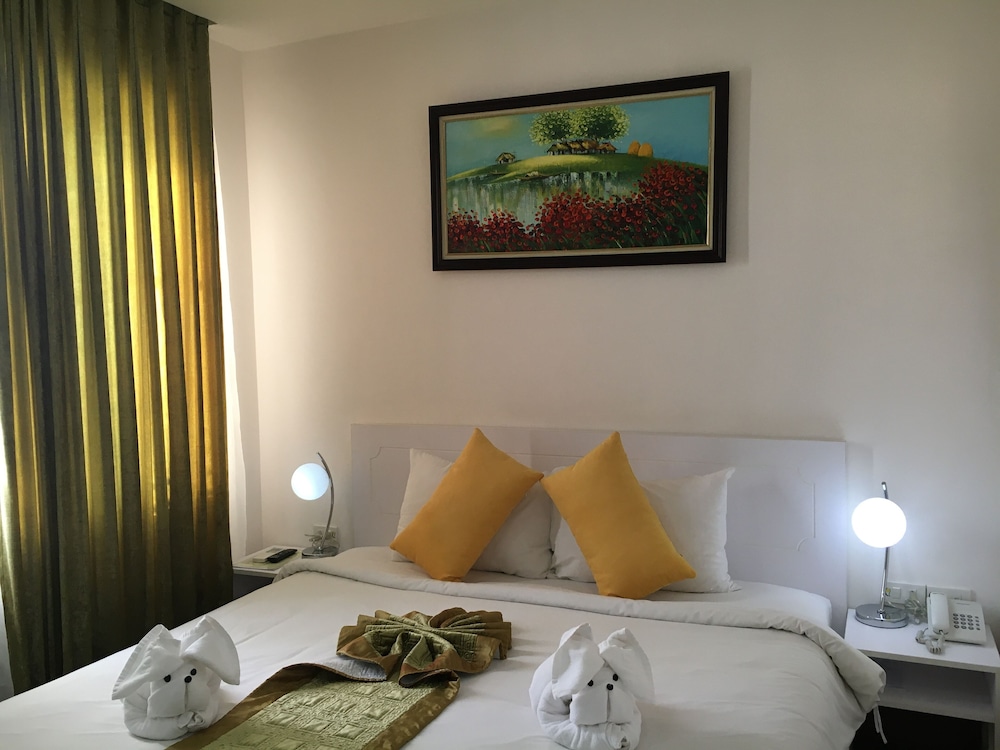 Deluxe Double Room photo 2