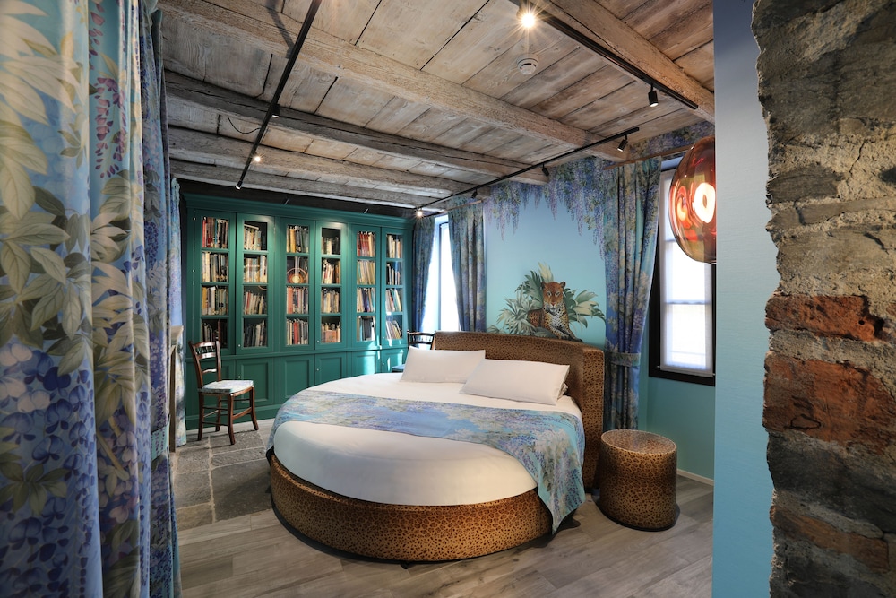 Exclusive Room, Partial Lake View, Tower photo 1