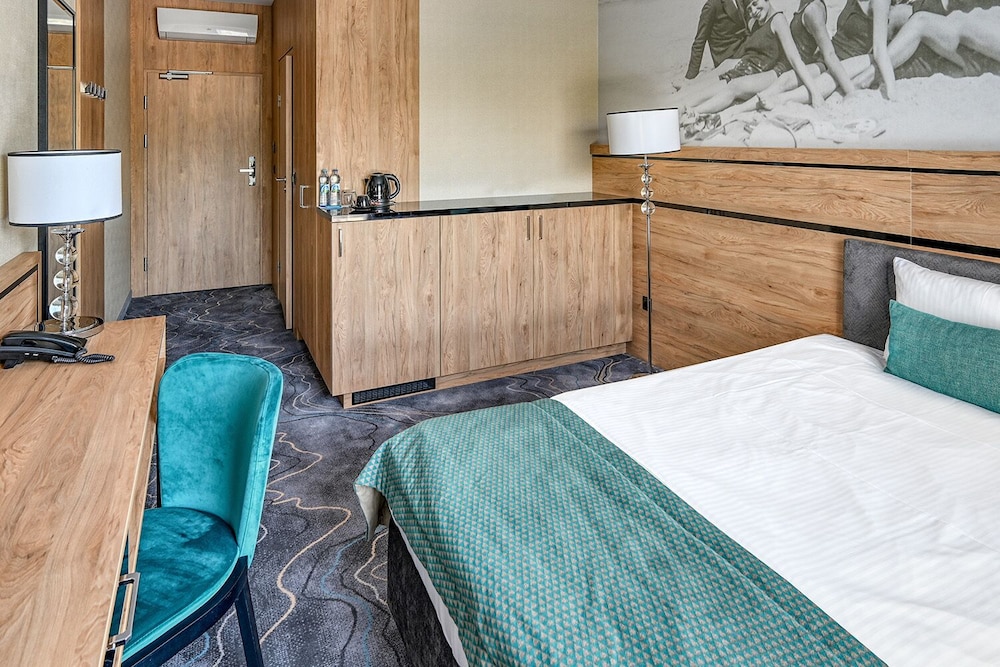 Classic Single Room