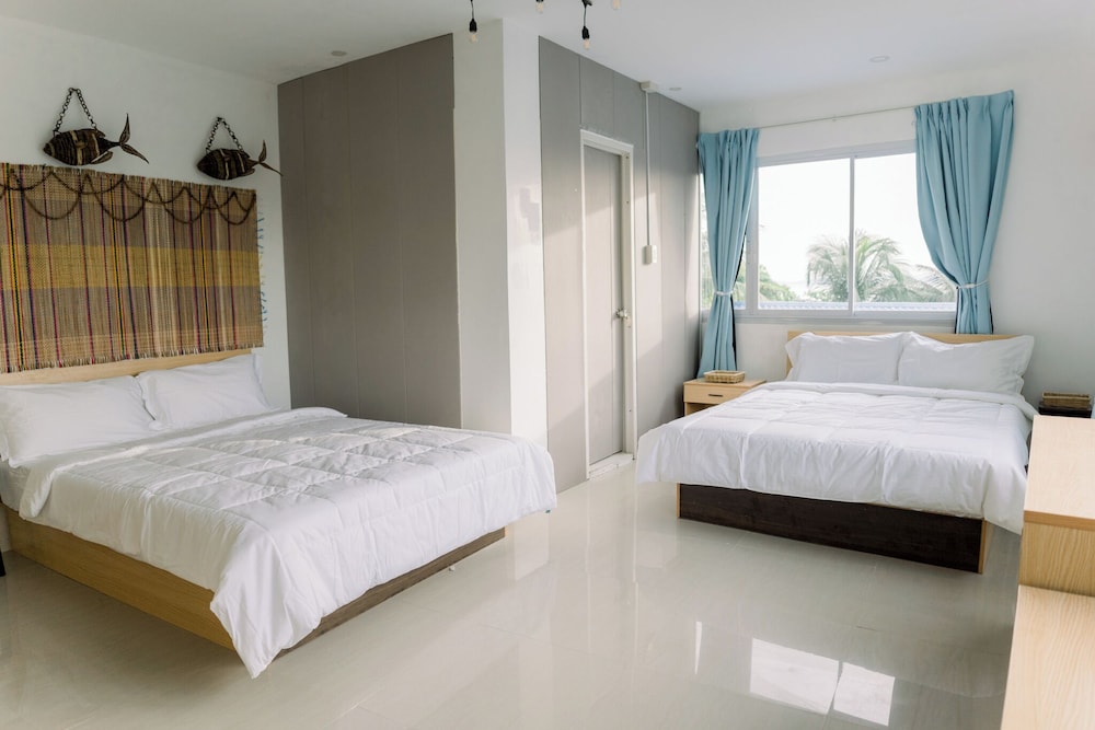 Family Room, 2 Queen Beds, Ocean View
