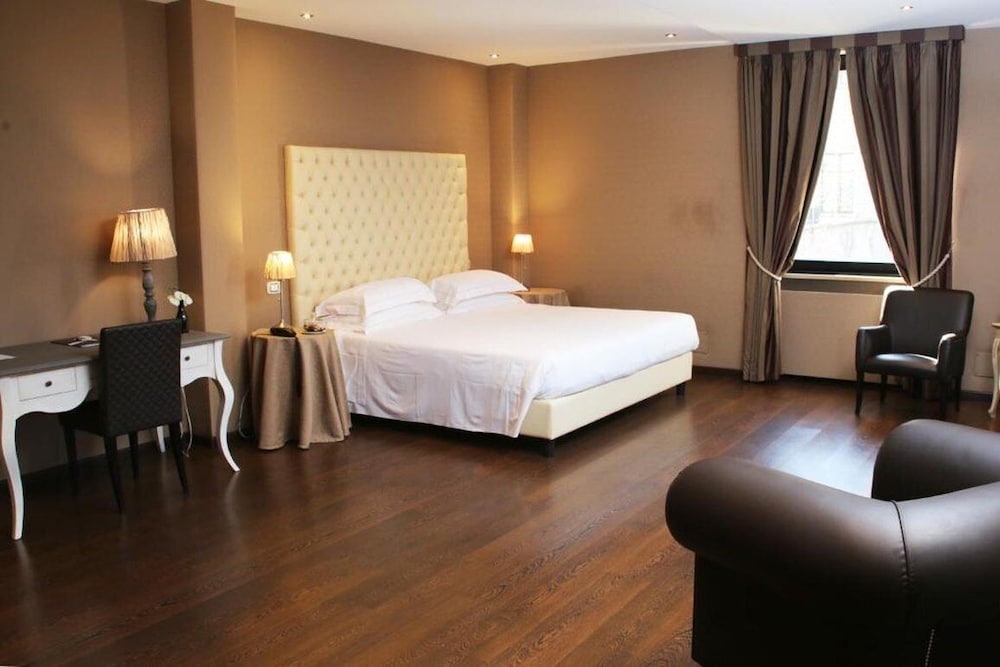 Junior Room