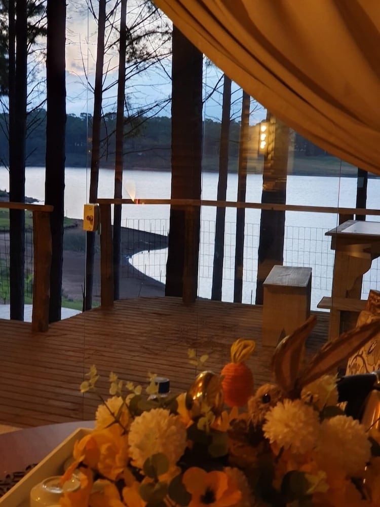 Romantic Cabin, 1 Queen Bed, Lake View - Photo 11