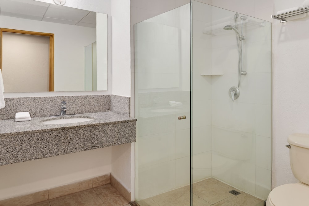 Executive Double Room, 1 Double Bed - Photo 2