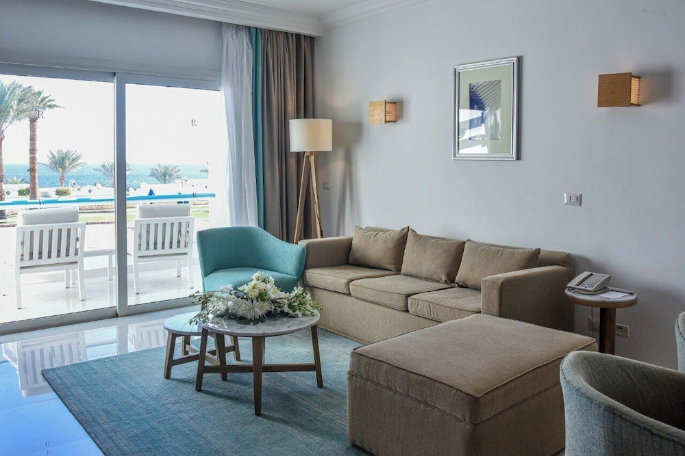 Premium Suite, 1 Bedroom, Sea View - Photo 9