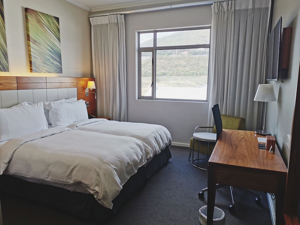 Twin Guest Room - Photo 7