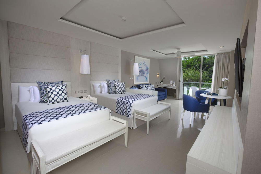 Deluxe Junior Suite - Photo 4