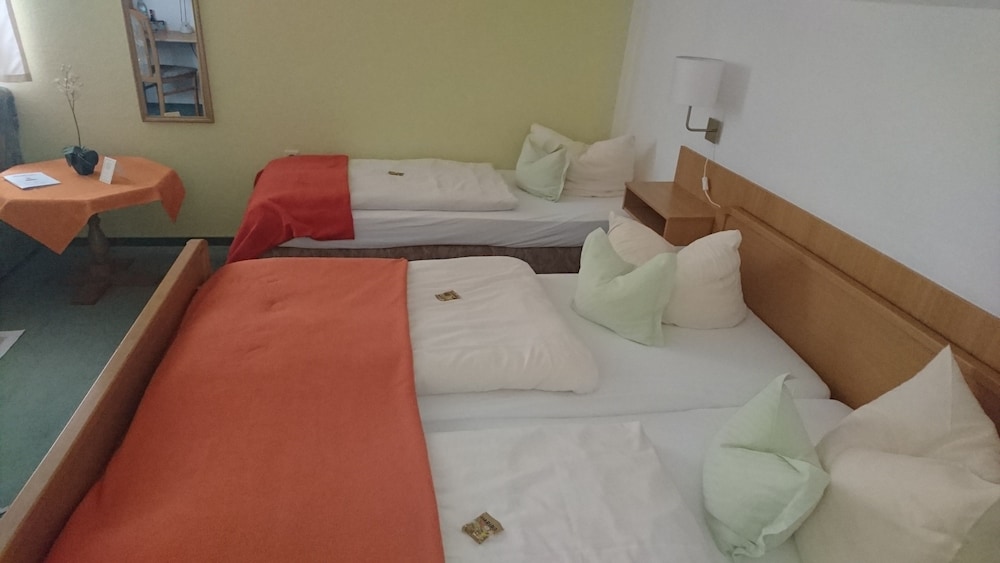 Triple Room photo 2