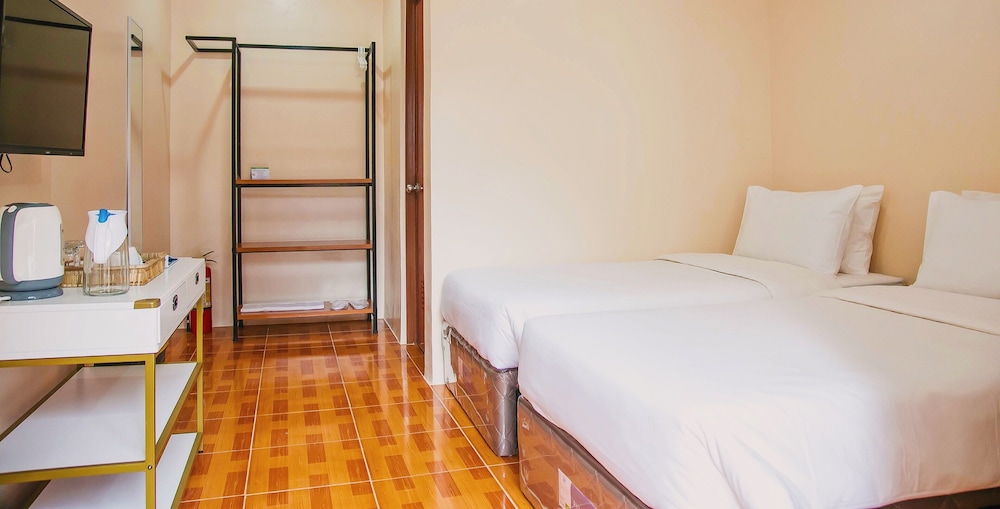 Standard Twin Room photo 2