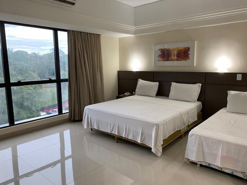 ROOM 403 FLAT photo 1