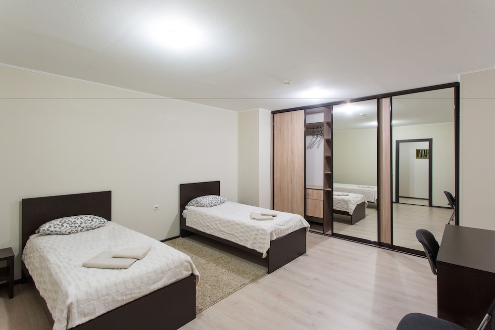 Basic Twin Room photo 1