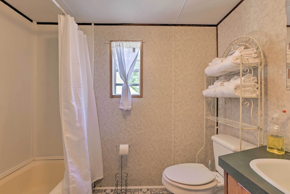 House (2 Bedrooms) photo 2