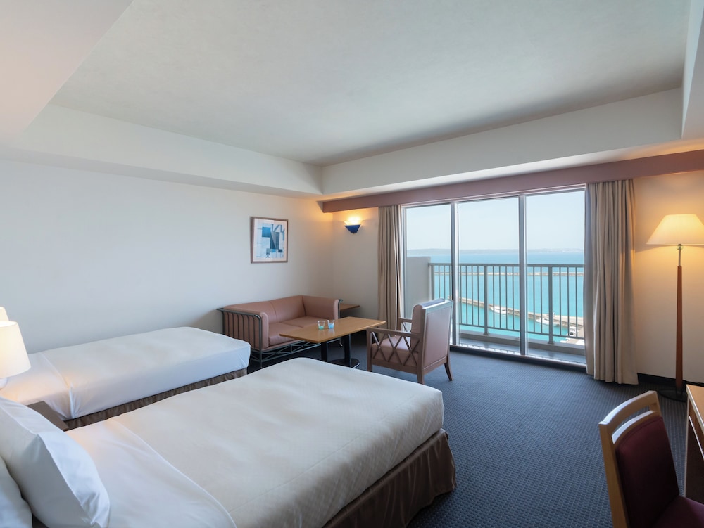 Deluxe Twin Room, Non Smoking, Ocean View (For 4 adults) photo 1
