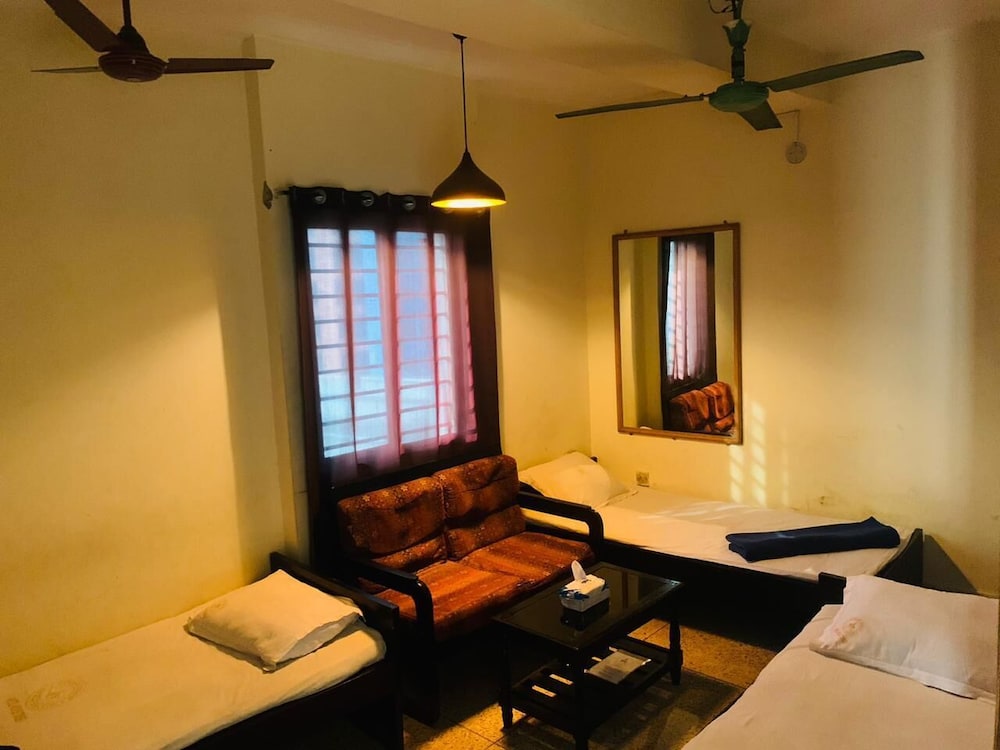 Standard Triple Room photo 3