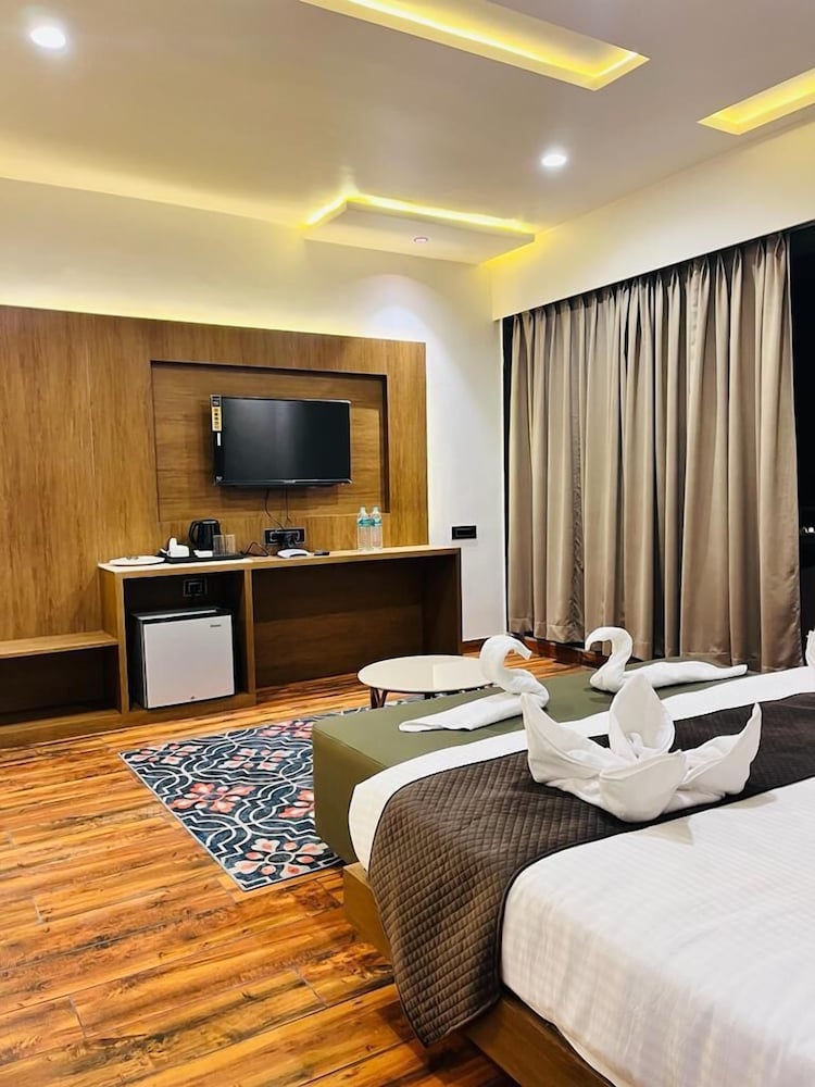 Honeymoon Room photo 3